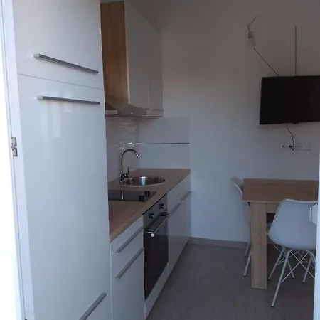 J&m Rogoznica (Sibenik-Knin)